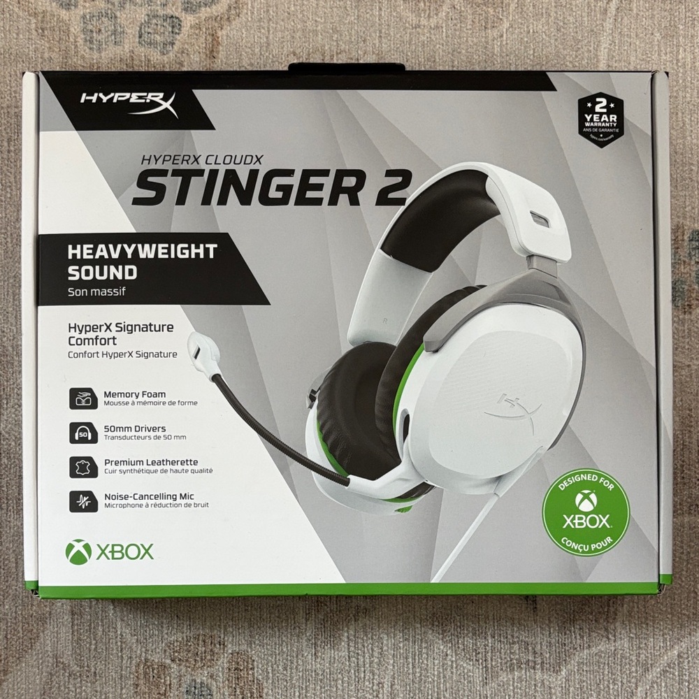 HyperX CloudX Stinger 2 Gaming Headset - Black and White for Xbox